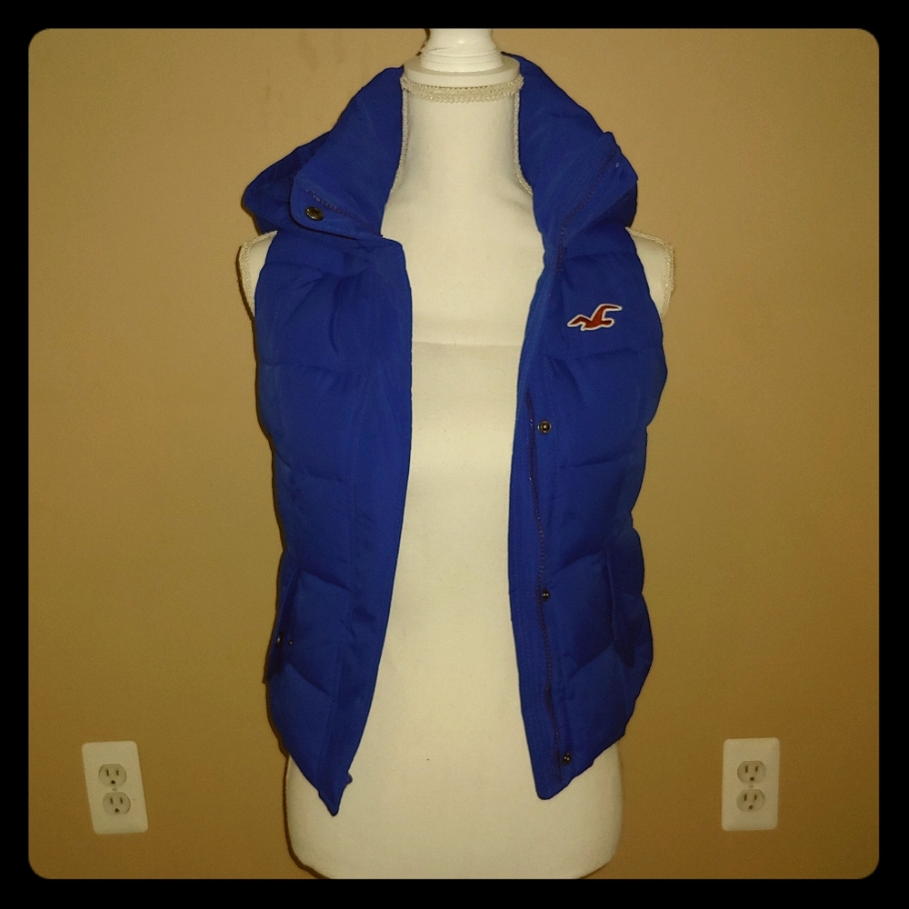 Hollister hooded vest